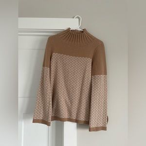 ❄️[Ann Taylor] camel turtleneck sweater